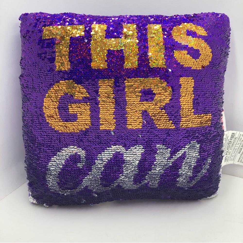 {Iscream} Sequin Decorated Cushion